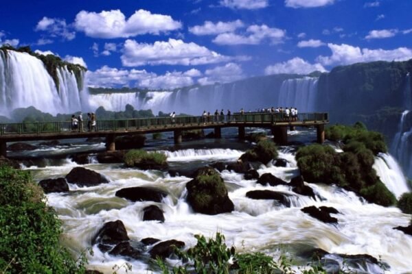 Aventuras e Ecoturismo nas Cataratas do Iguaçu
