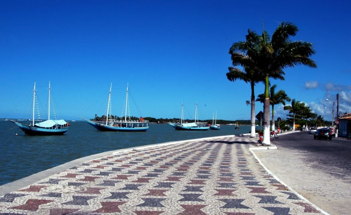 Descubra Porto Seguro: Belezas e Cultura!