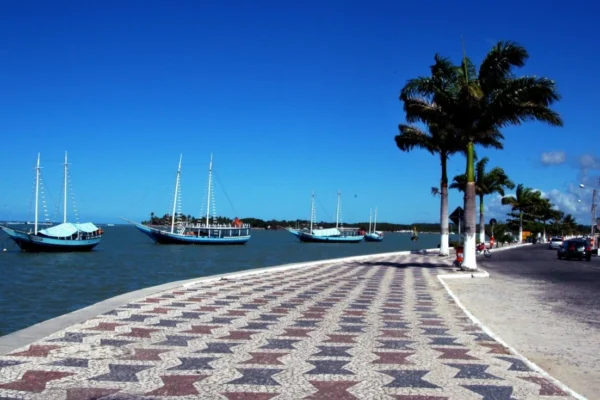 Descubra Porto Seguro: Belezas e Cultura!