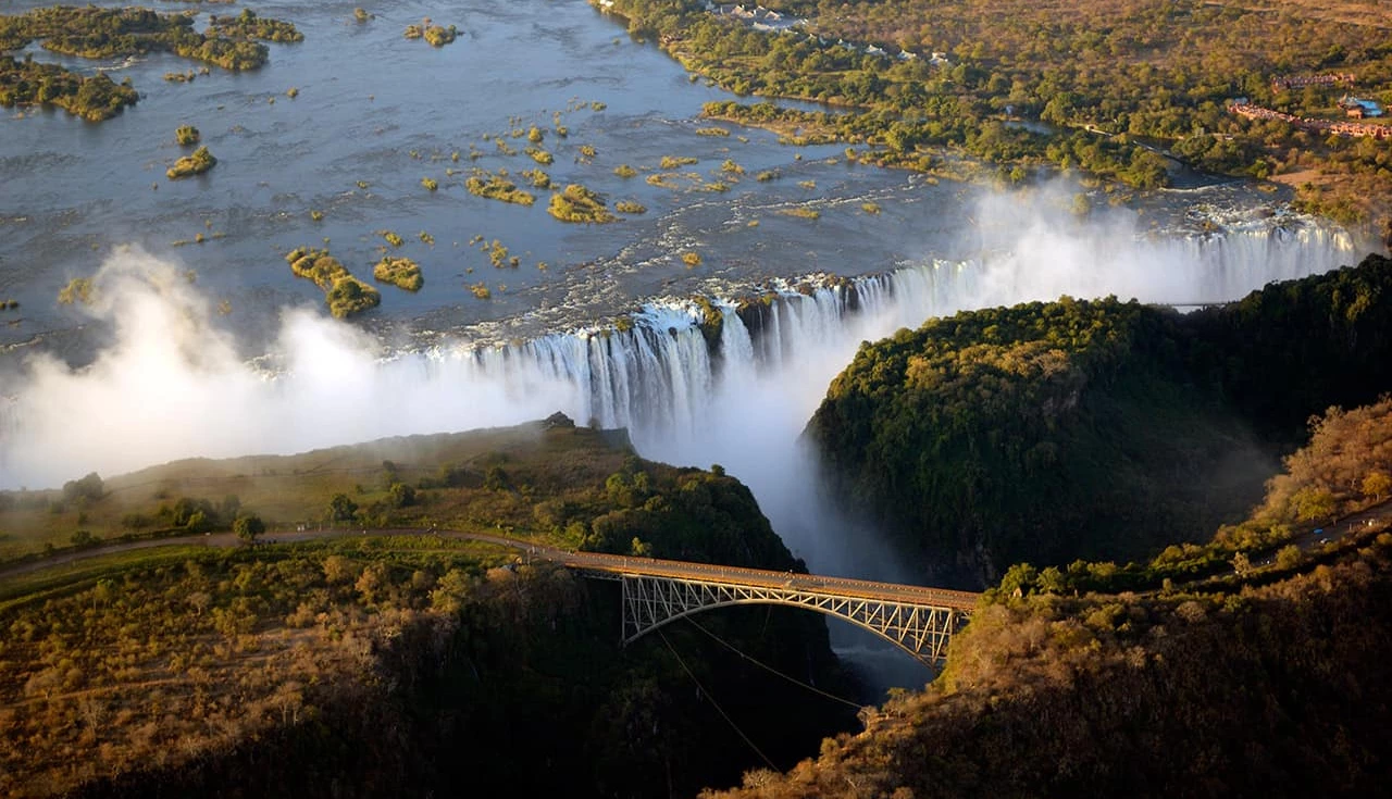 Cataratas Vitória - Zâmbia-Zimbábue