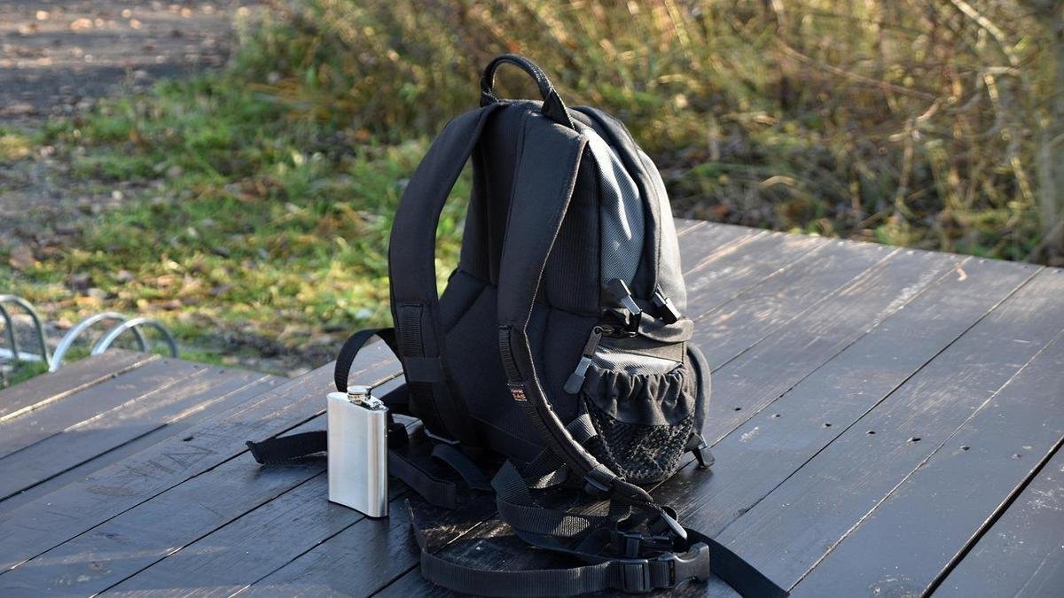 Itens Essenciais para o Seu Mochilão Itens Essenciais para o Seu Mochilão