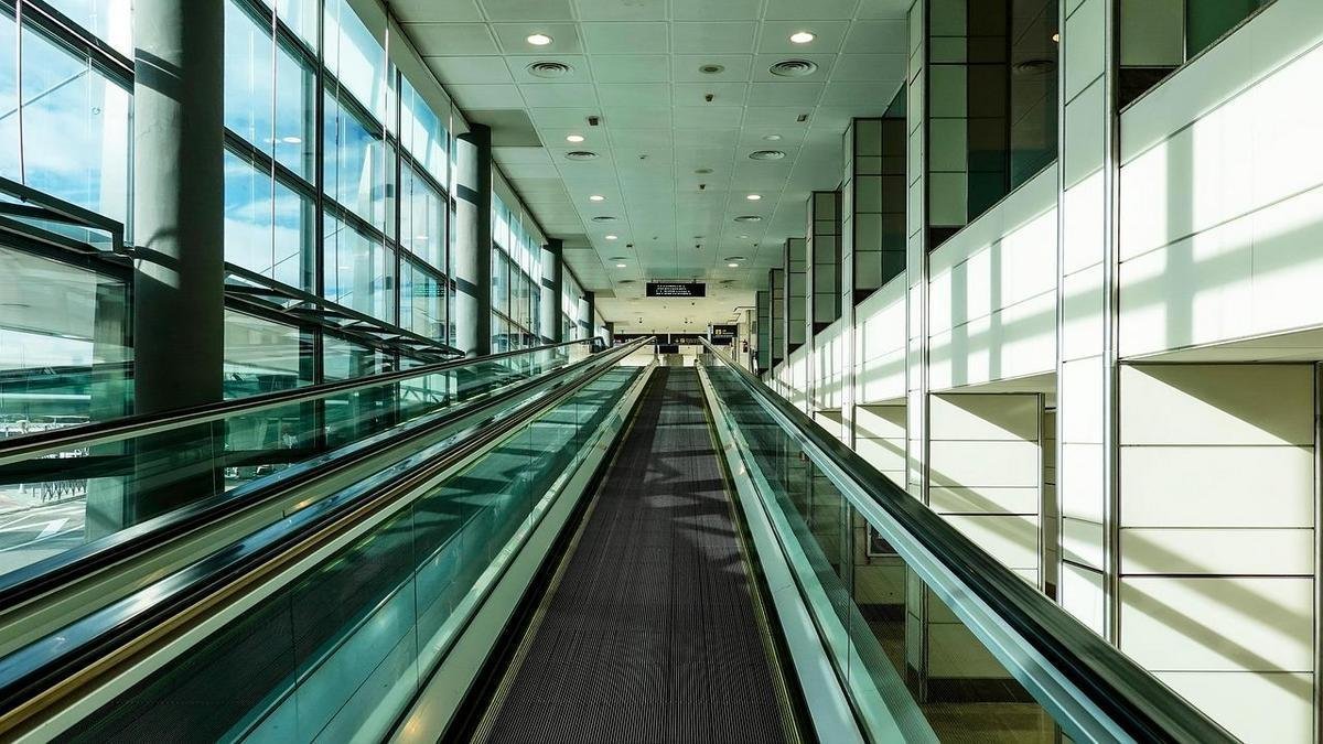 Dicas práticas para não se perder: apps, segurança e etiqueta no metrô