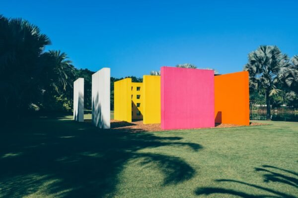 Guia Completo de Inhotim